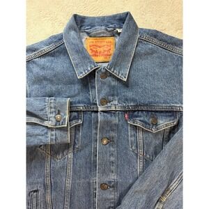 Men's Levi's Blue Denim Jean Trucker Jacket Distressed Button Up Red Tab Sz L